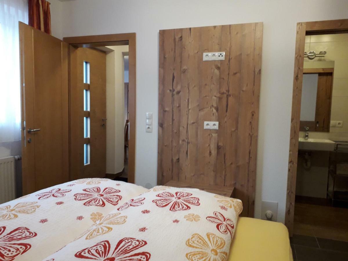 Eiterer Apartment *